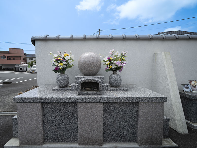 ペット供養塚